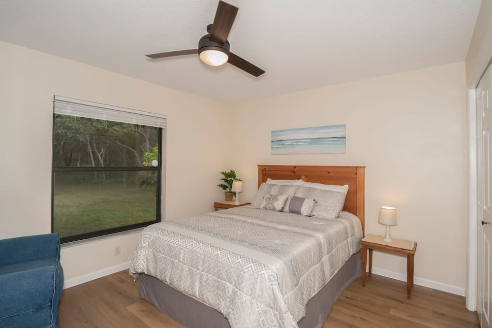 Photo of Bedroom in Lecanto
