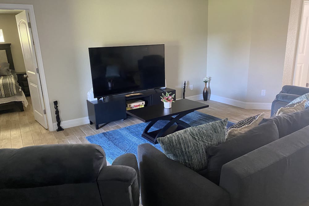 Photo of Livingroom in Rotonda Heights