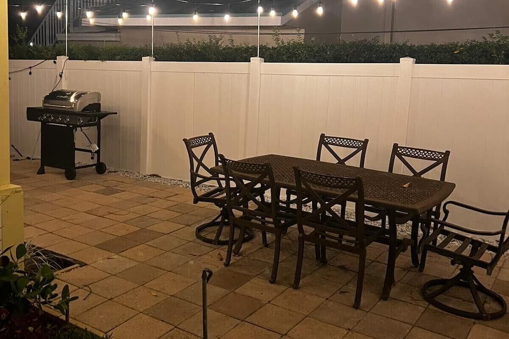 Photo of Patio Balcony in Pineapple Grove Arts District