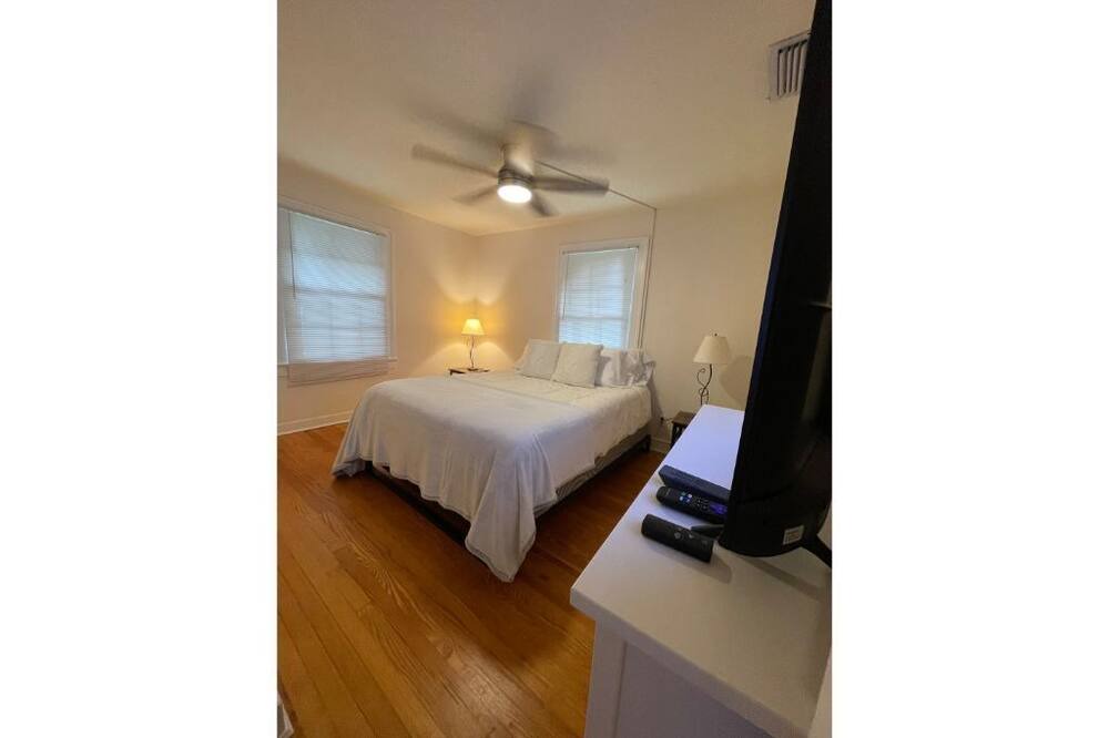 Photo of Bedroom in Pineapple Grove Arts District