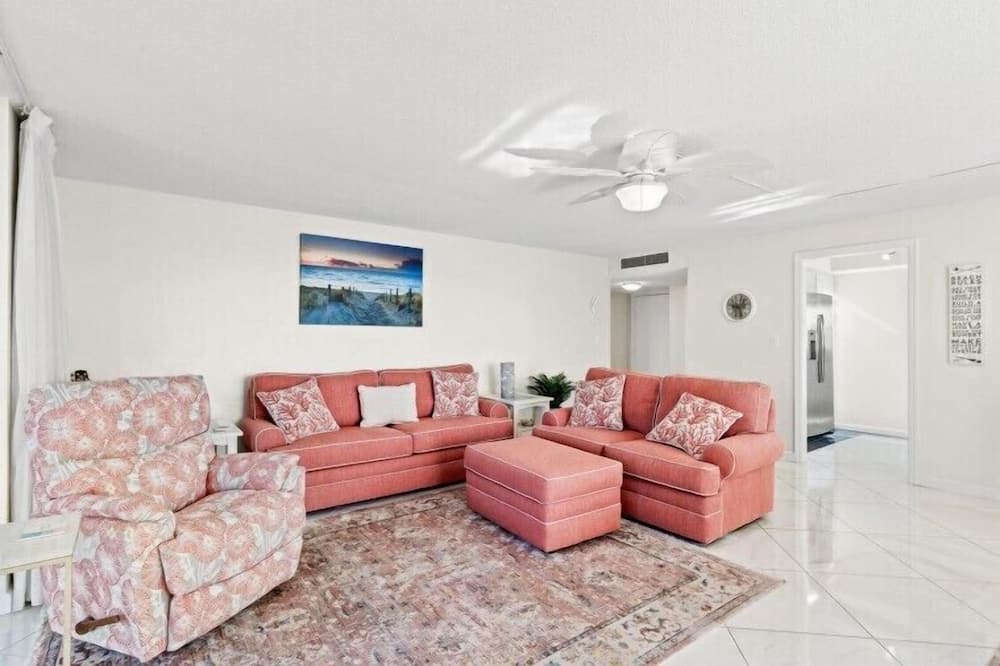 Photo of Bedroom in South Island