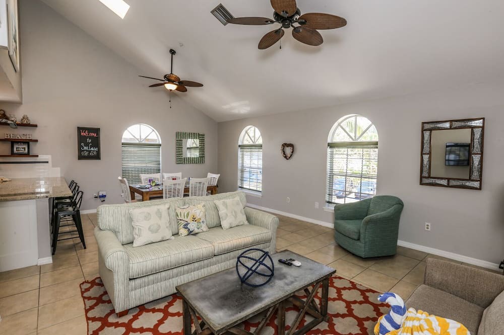Photo of Bedroom in Fort Myers Beach