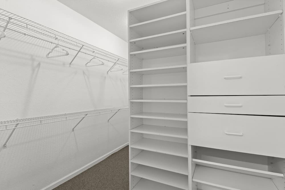 Photo of Bedroom in Egypt Lake-Leto