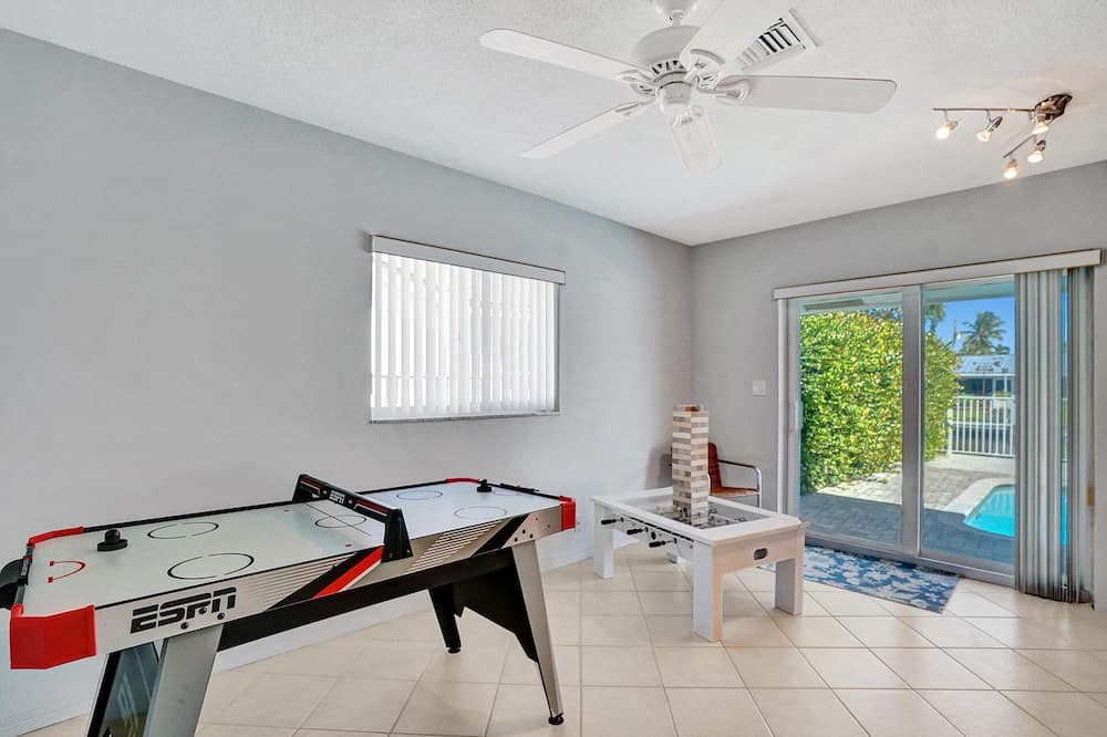 Photo of Others in Coral Ridge Isles