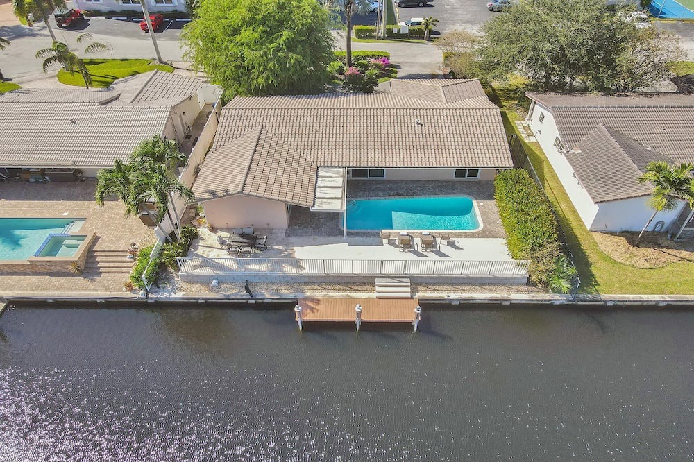 Photo of Others in Coral Ridge Isles