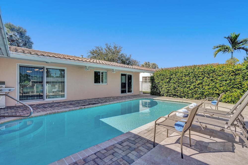 Photo of Others in Coral Ridge Isles