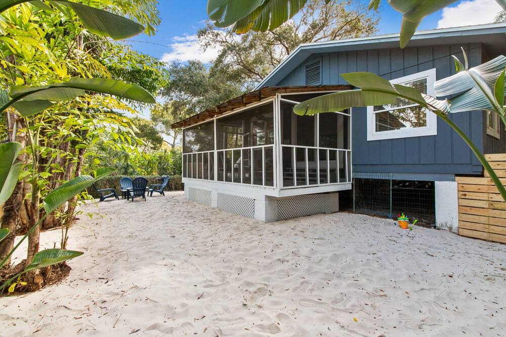 Photo of Others in Crystal Beach