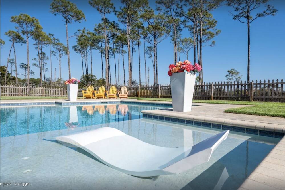 Photo of Others in Navarre