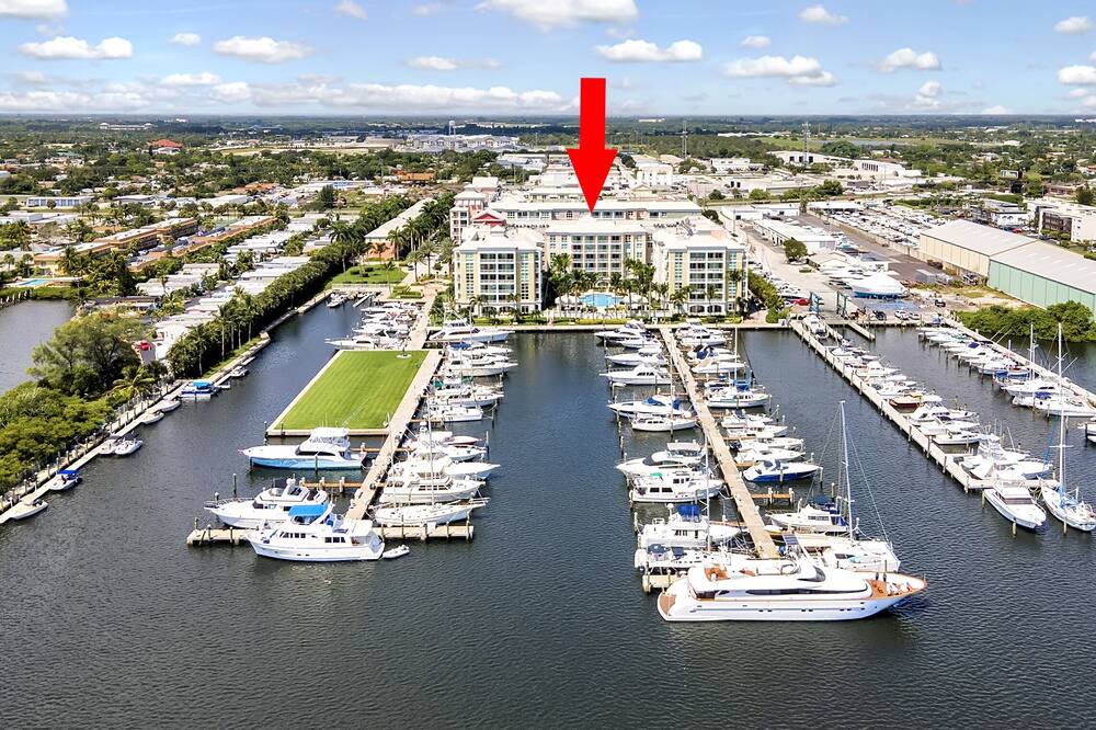 Photo of Outdoor in Island Estates