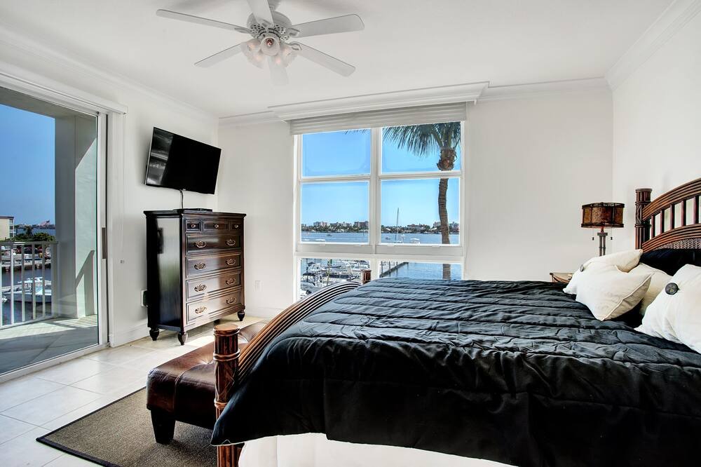 Photo of Bedroom in Island Estates