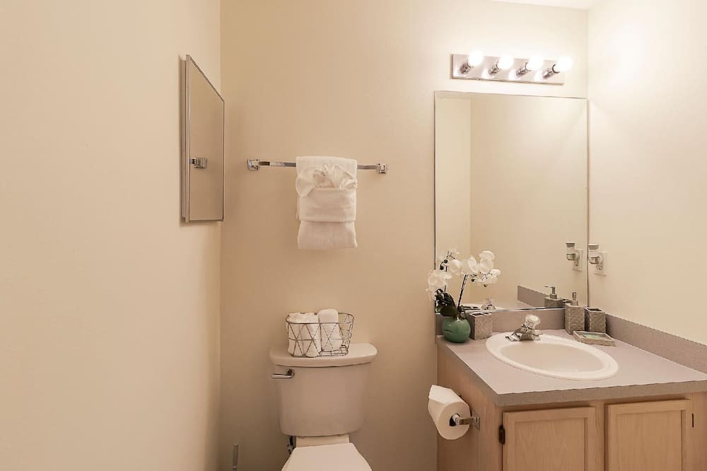 Photo of Bathroom in Clear Creek