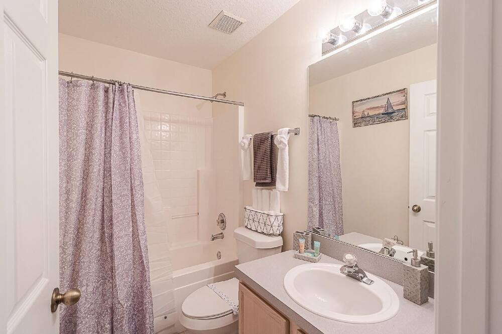 Photo of Bathroom in Clear Creek
