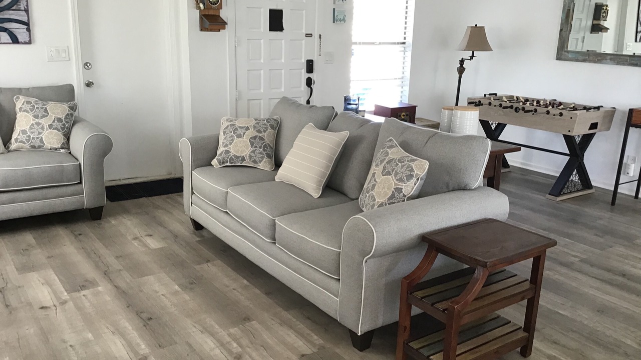 Photo of Livingroom in Hudson Beach Estates