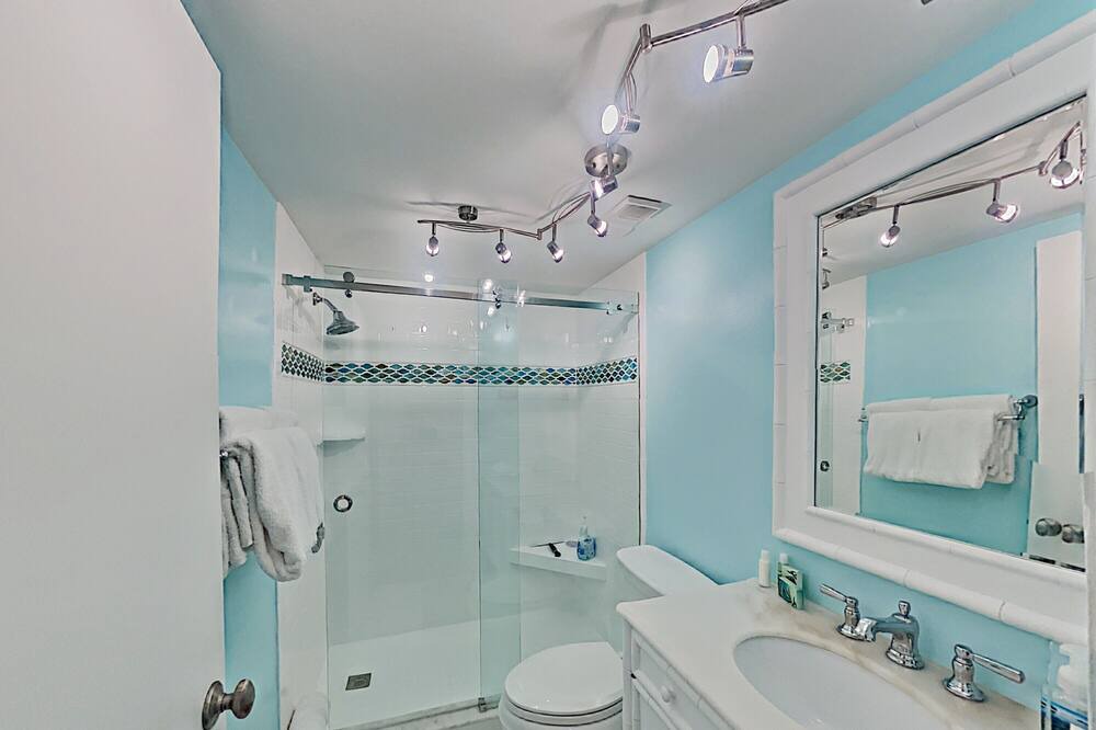 Photo of Bathroom in Punta Rassa