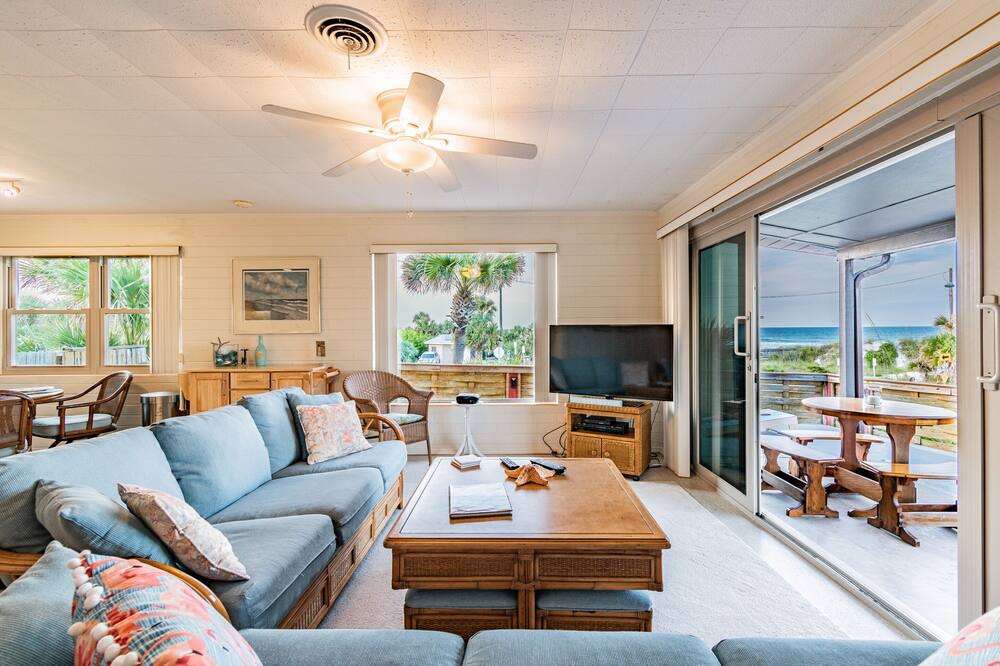 Photo of Livingroom in Boardwalk
