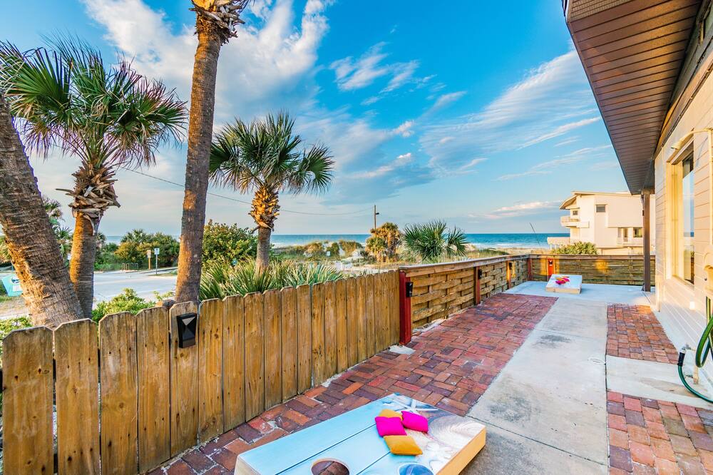 Photo of Patio Balcony in Boardwalk