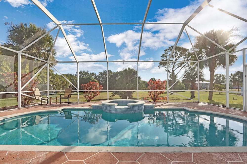 Photo of Outdoor in Palm Beach Country Estates