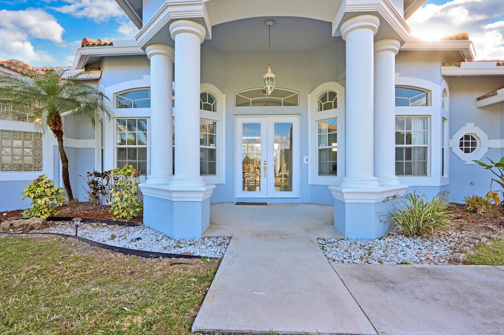 Photo of Outdoor in Palm Beach Country Estates