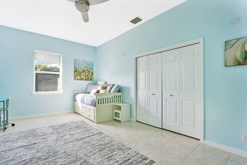 Photo of Bedroom in Palm Beach Country Estates
