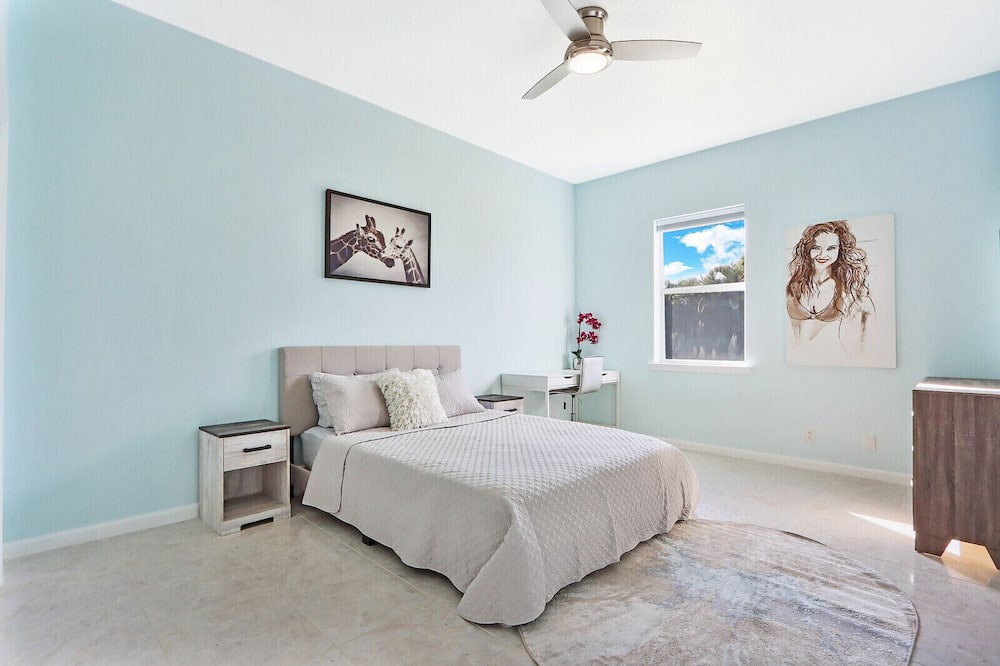 Photo of Bedroom in Palm Beach Country Estates