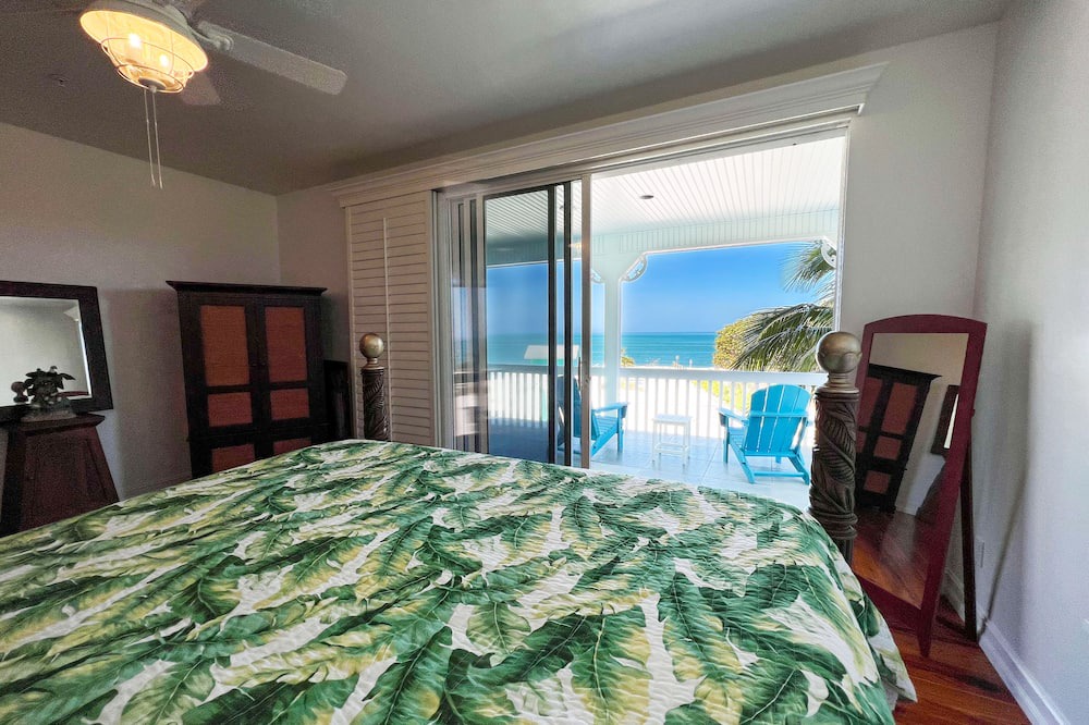 Photo of Bedroom in Jose's Hideaway