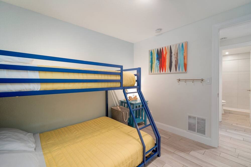 Photo of Bedroom in Ballast Point