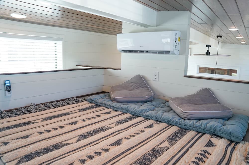 Photo of Bedroom in Bronson