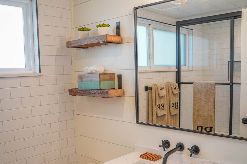 Photo of Bathroom in Bronson