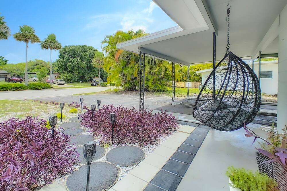 Photo of Outdoor in Southgate