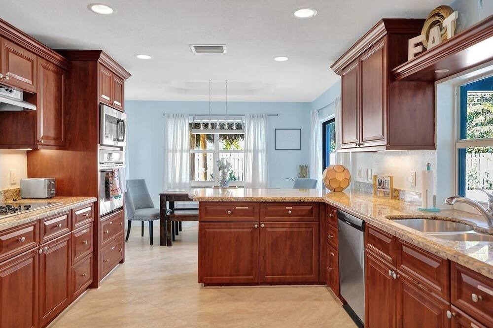 Photo of Kitchen in Cypress Lakes