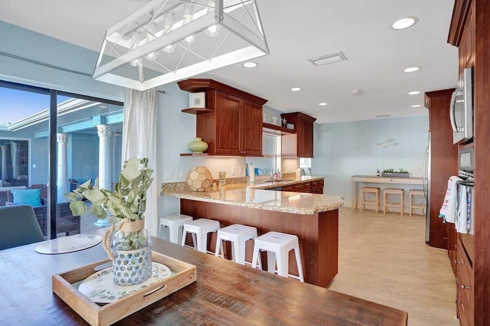 Photo of Kitchen in Cypress Lakes