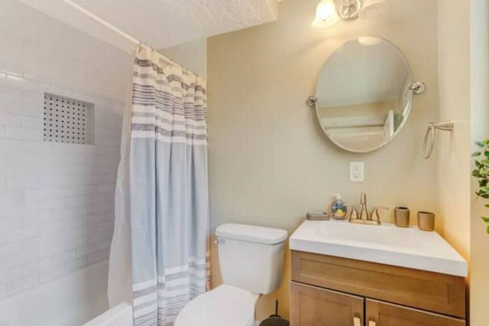 Photo of Bathroom in Southbank