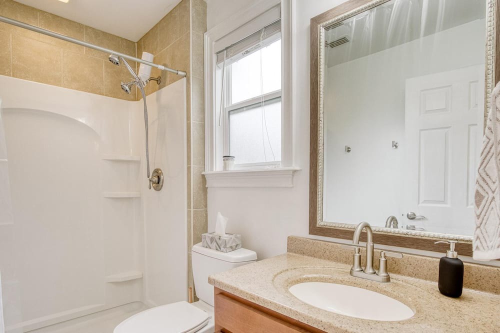 Photo of Bathroom in Southside