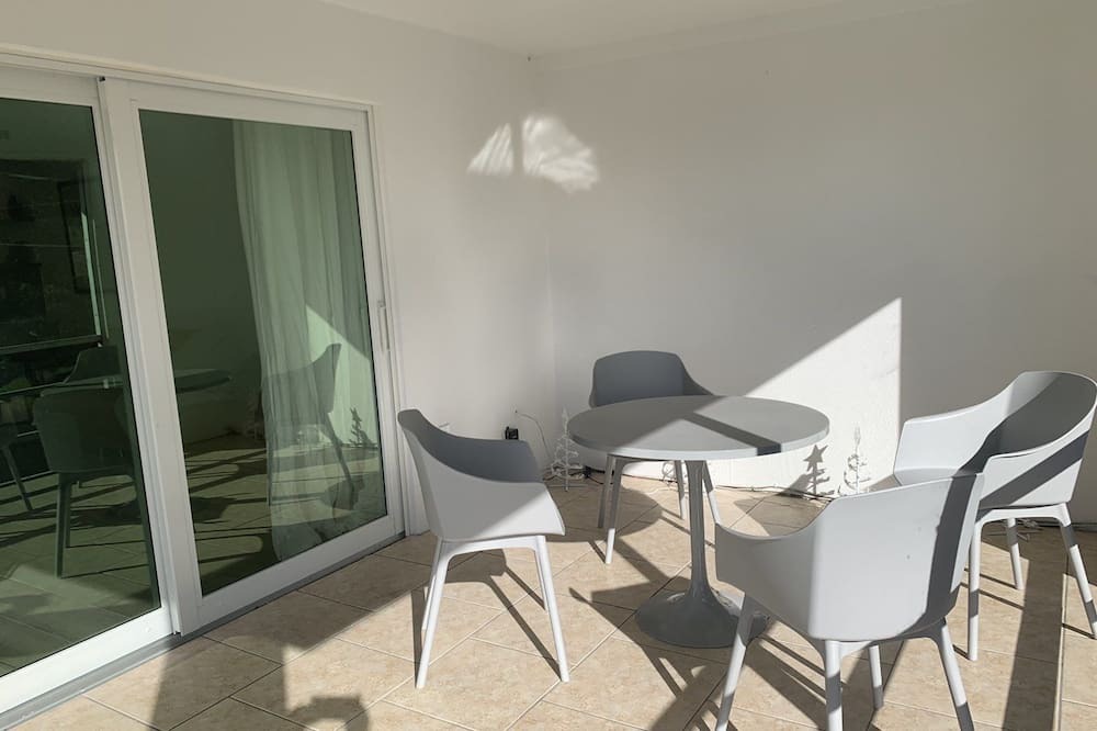 Photo of Patio Balcony in Gulf Gate Estates