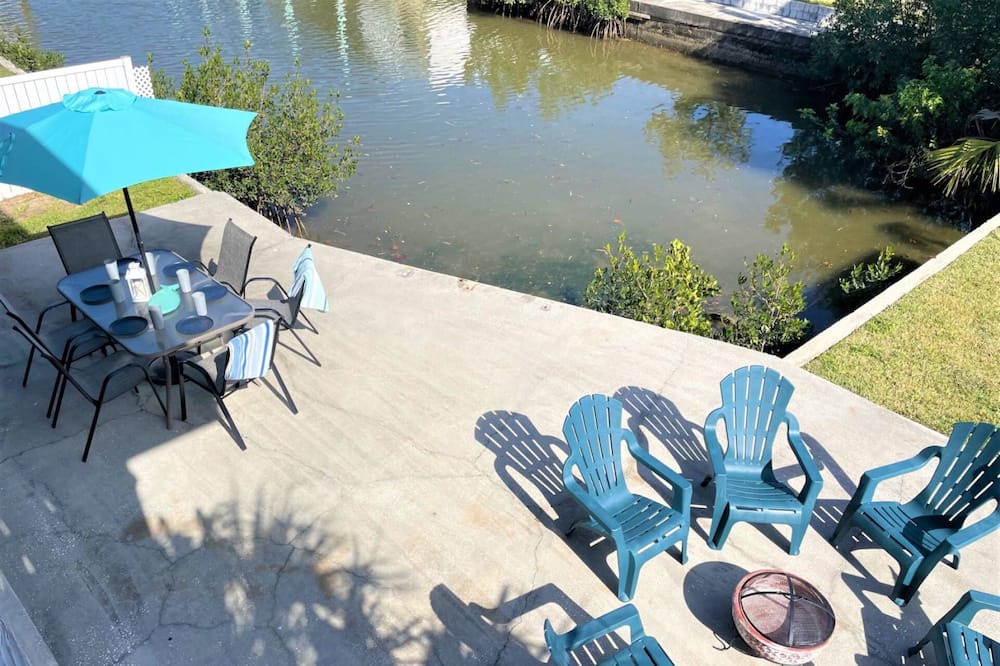 Photo of Outdoor in Hudson Beach Estates