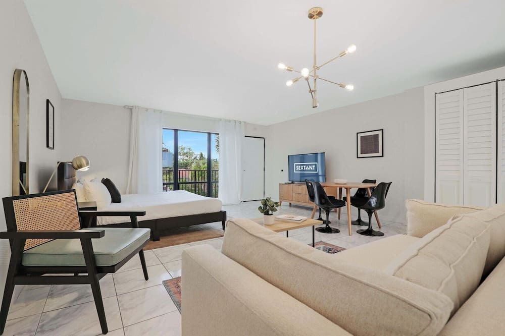 Photo of Bedroom in Barrier Island