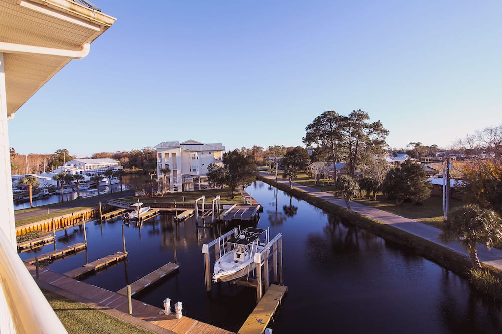 Photo of Outdoor in Suwannee