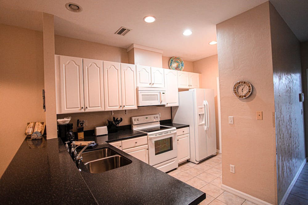 Photo of Kitchen in Suwannee