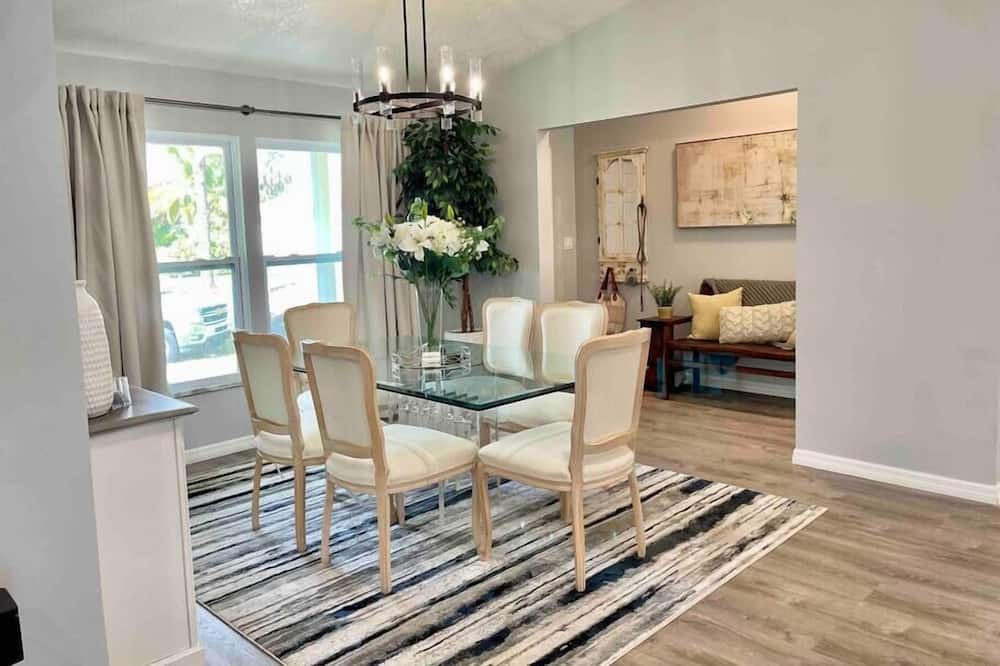 Photo of Others in Palm Beach Country Estates