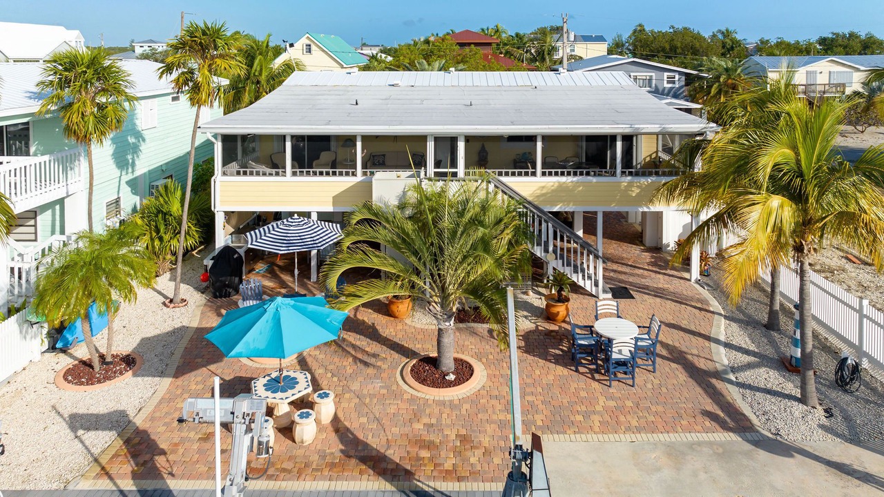 Photo of Outdoor in Breezeswept Beach Estates