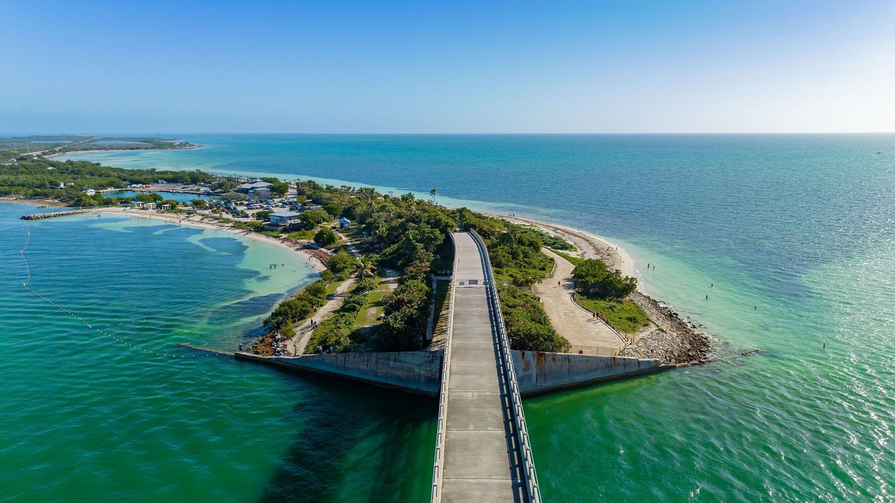 Photo of Outdoor in Breezeswept Beach Estates