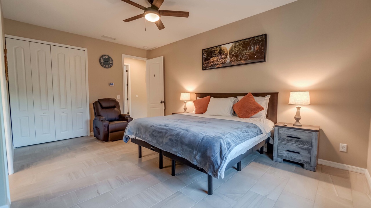 Photo of Bedroom in Englewood