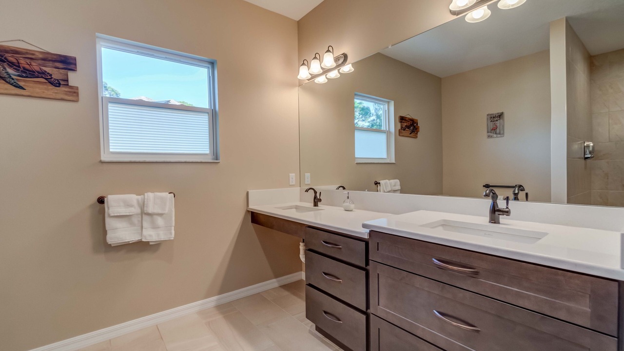 Photo of Bedroom in Englewood
