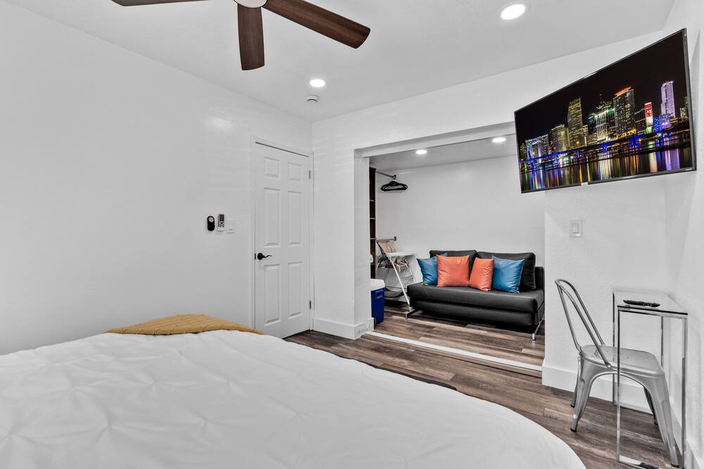 Photo of Bedroom in Driftwood