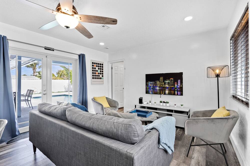 Photo of Livingroom in Driftwood
