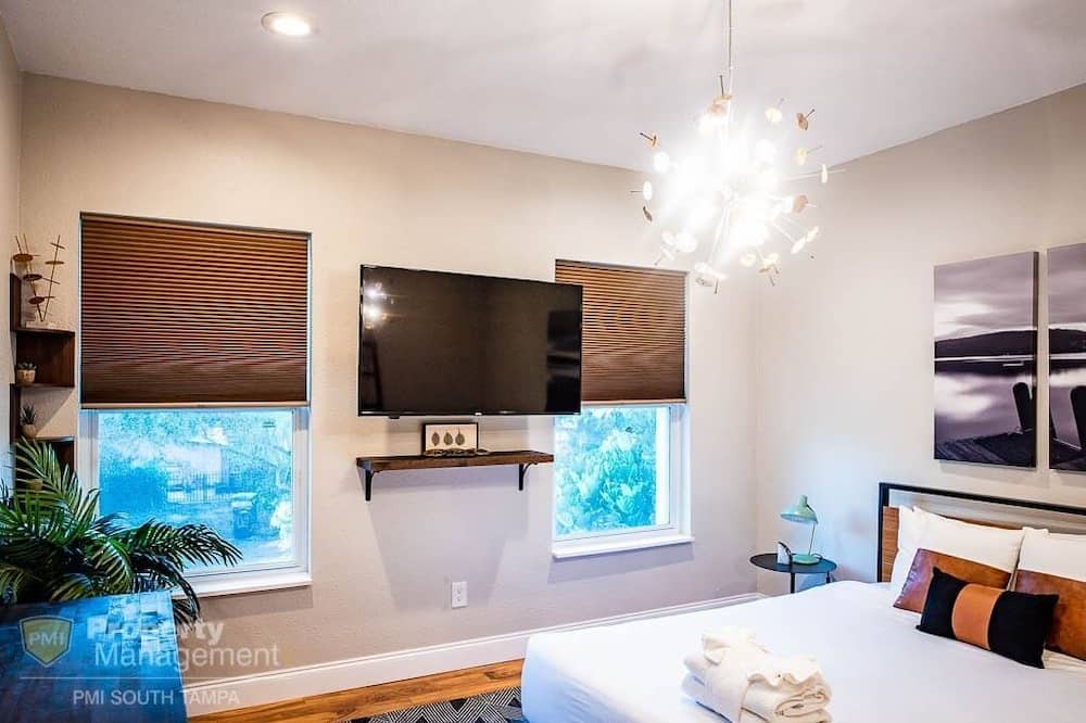 Photo of Bedroom in North Hyde Park