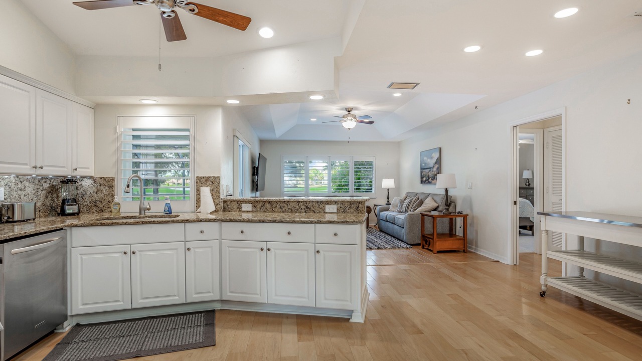 Photo of Kitchen in Lely Golf Estates