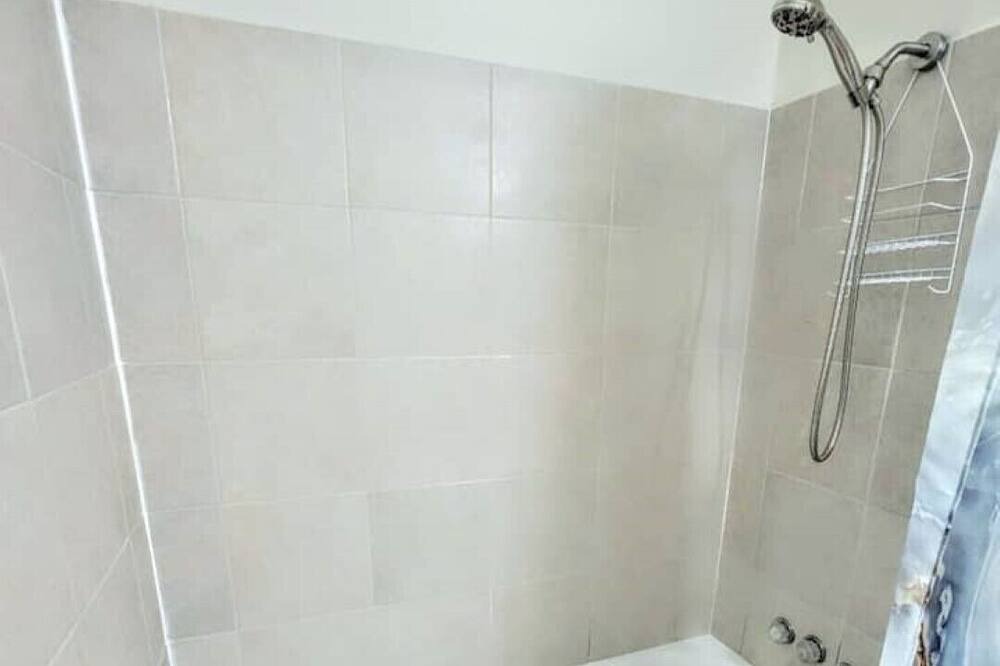 Photo of Bathroom in Fairvilla