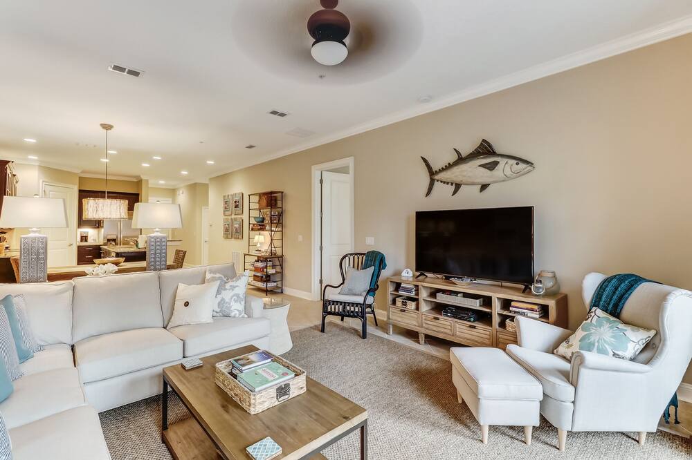 Photo of Bedroom in Amelia City