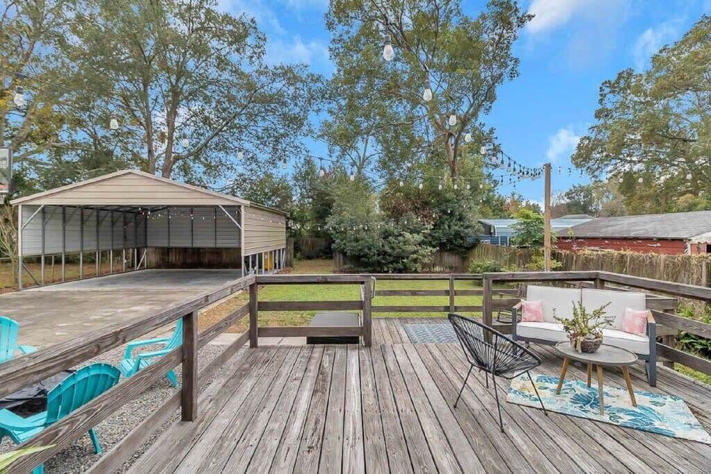 Photo of Outdoor in Lakeshore South
